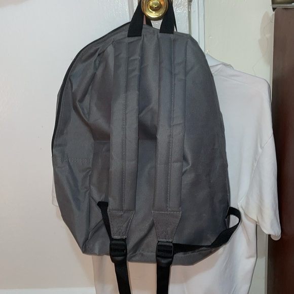 Gray trailmaker  backpack.​ - Picture 2 of 2